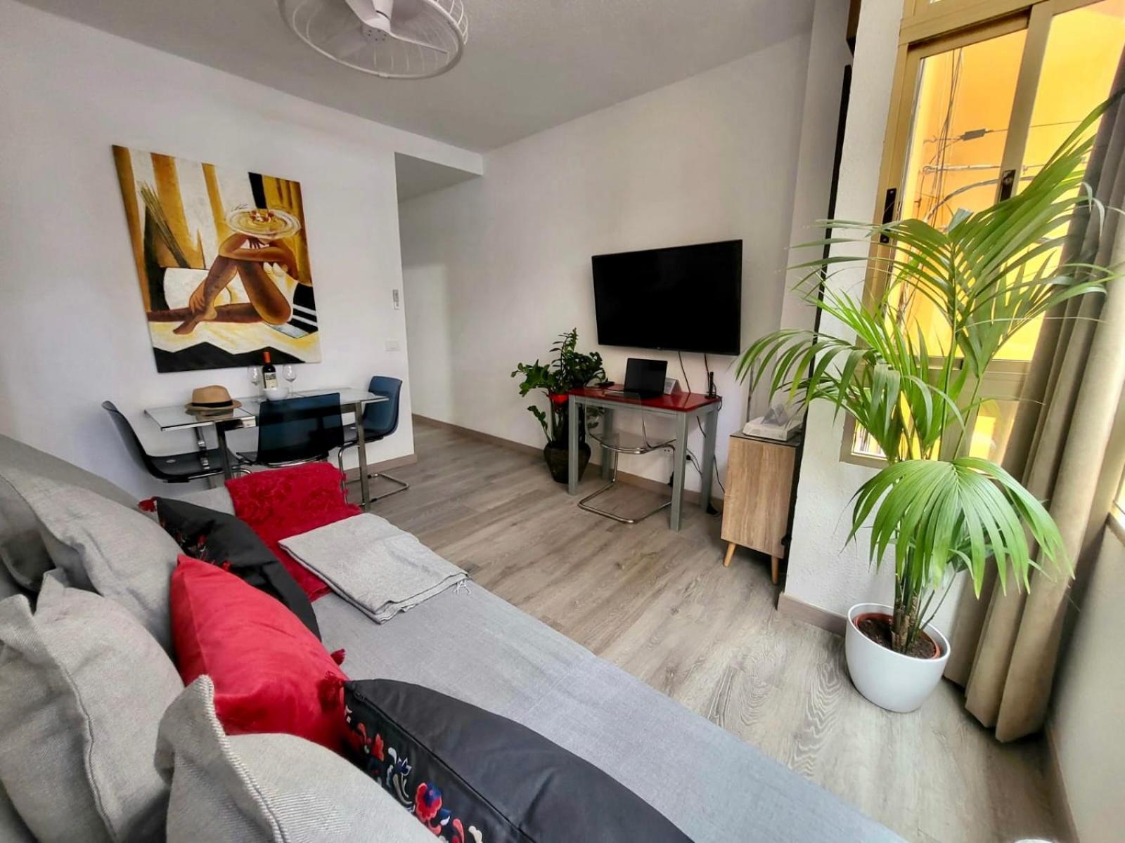 2 Bedrooms Flat 50 Mts Away From Las Canteras Beach Лас-Пальмас-де-Гран-Канария Экстерьер фото